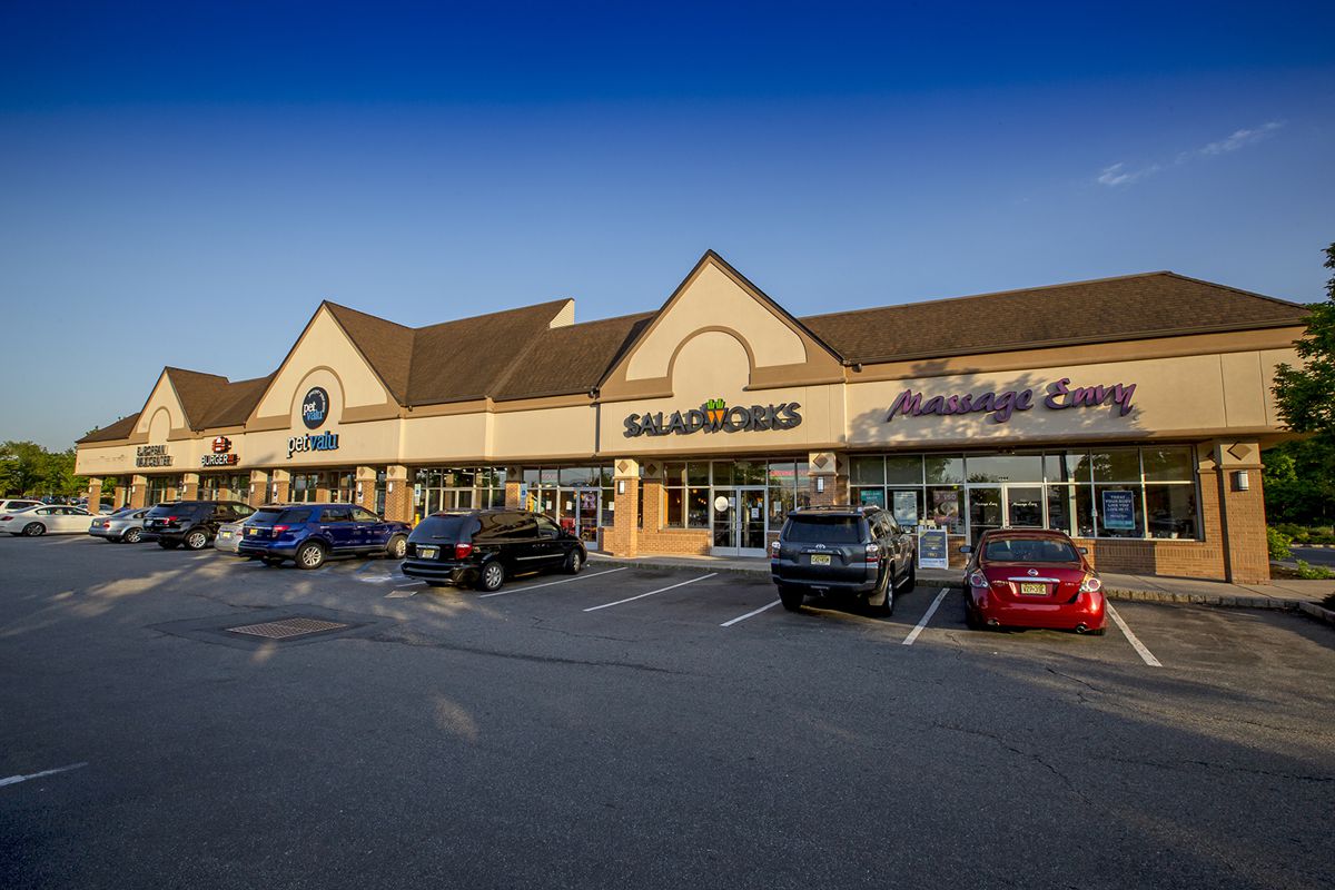 Centennial Plaza Edgewood Properties